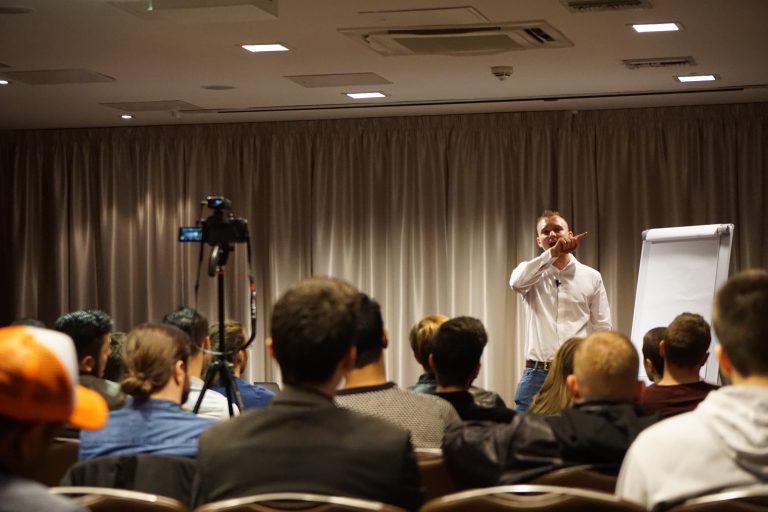AceMakers speaking event